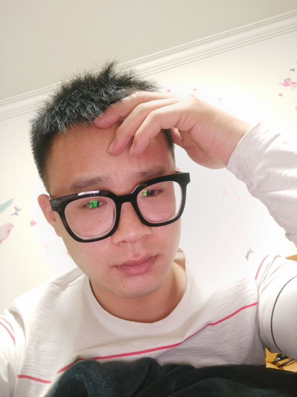 华灯初上的夜晚的第一张照片--宁德交友网