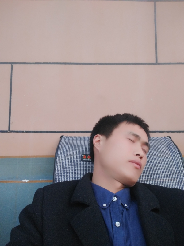 有钱爱情才能长久的第一张照片--宁德交友网
