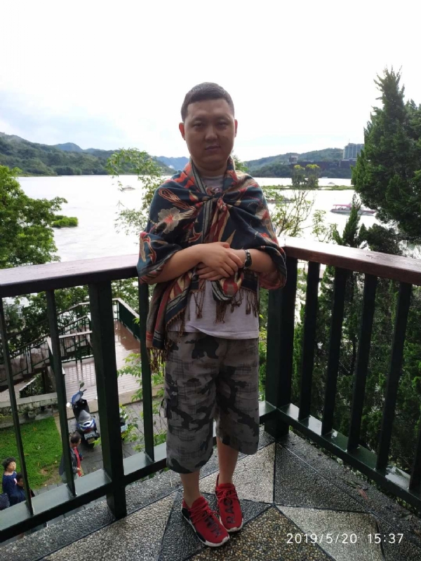 爱情里的俩个人的第一张照片--宁德交友网
