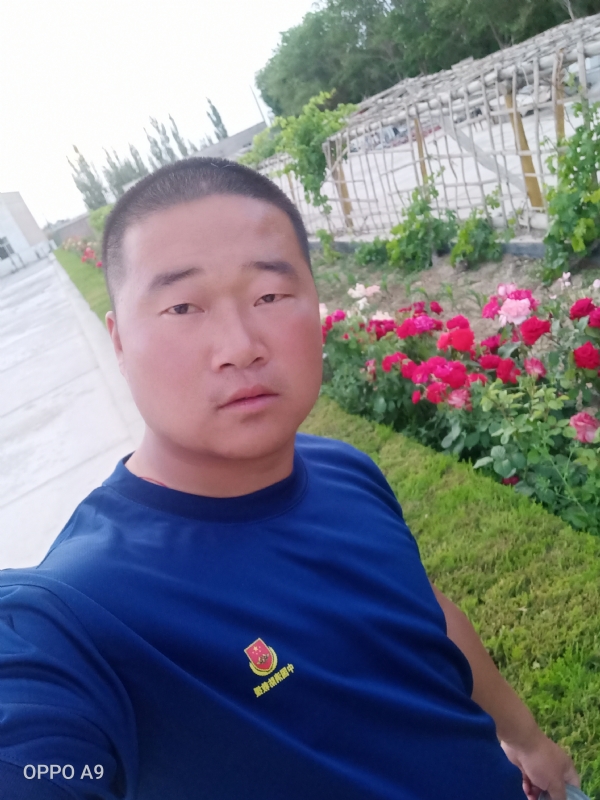 奋斗中的青春最美丽的第一张照片--宁德交友网
