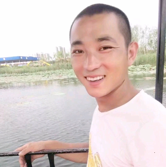 为你等候的第二张照片--宁德交友网