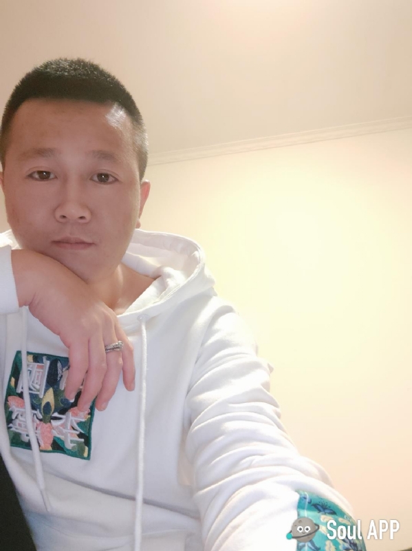 Away的第一张照片--宁德交友网