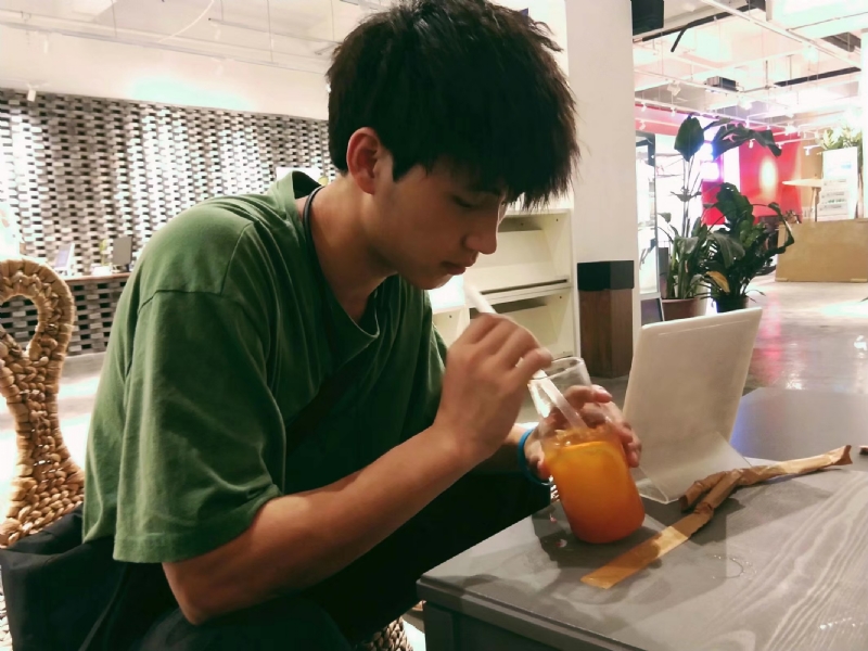 一花一世界的第二张照片--宁德交友网