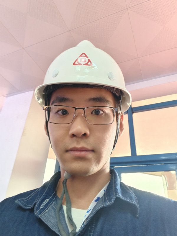 何鹏宇的第二张照片--宁德交友网